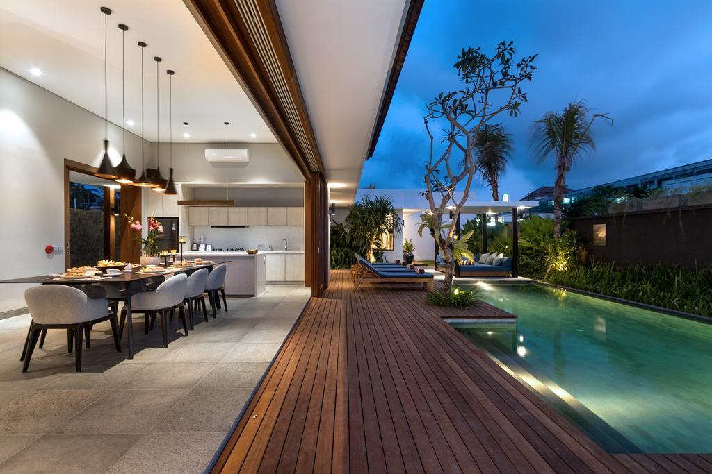 Amarin Seminyak Villa Esterno foto